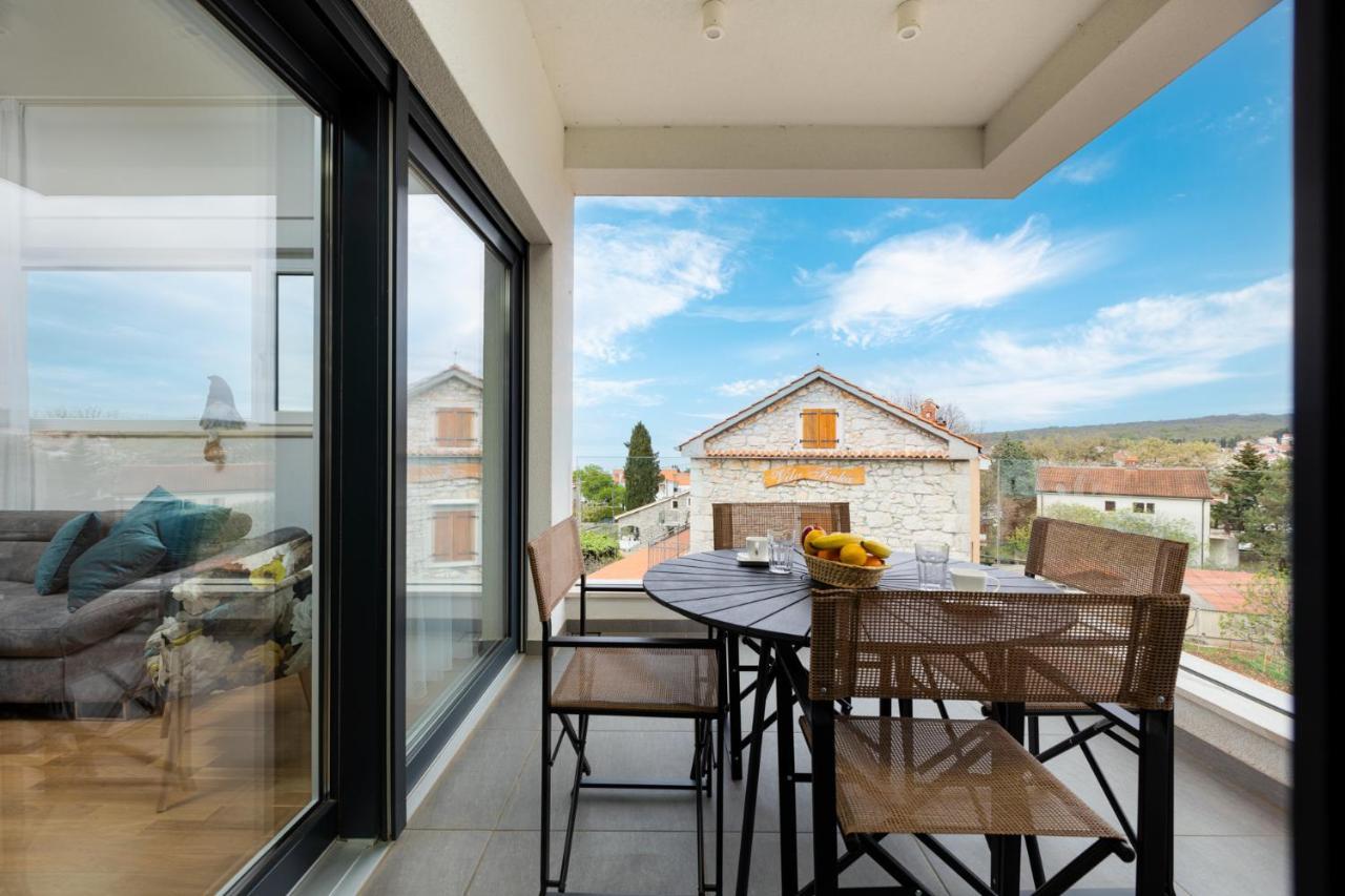 Apartment Muzini Малинска Экстерьер фото