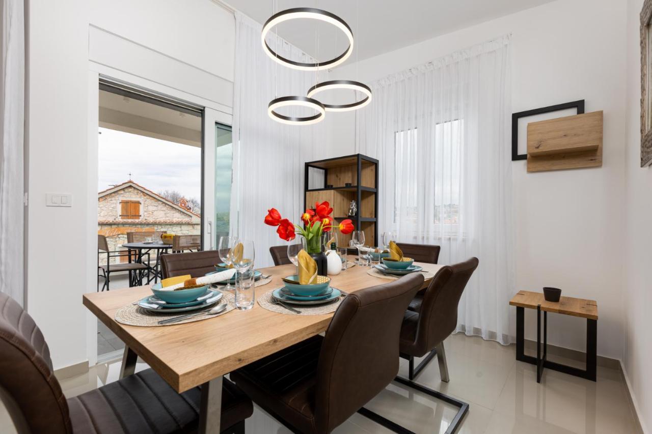 Apartment Muzini Малинска Экстерьер фото