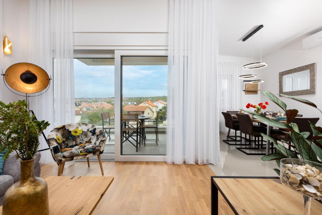 Apartment Muzini Малинска Экстерьер фото