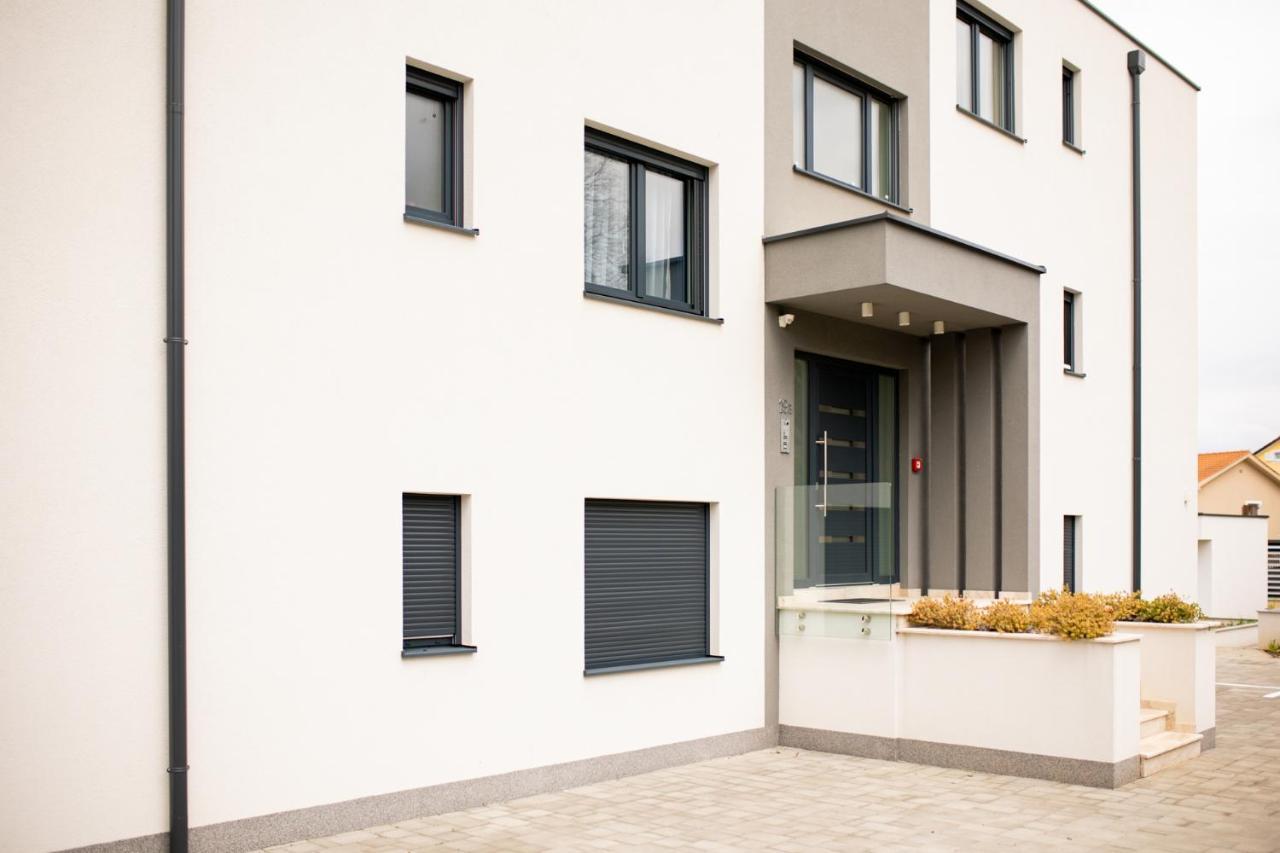 Apartment Muzini Малинска Экстерьер фото